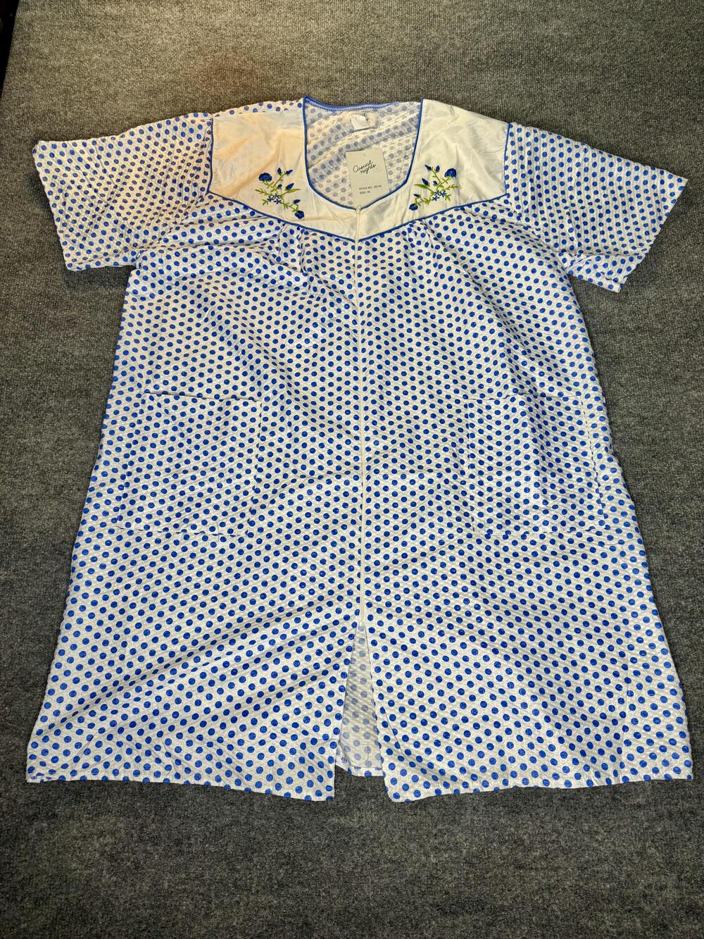 Casual Nights Robe Womens 3X White Blue Polka Dot Zip Kaftan Floral Embroidered
